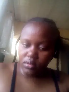 Snapshot of Becckie chatting on May 18, 2026, 1:39 pm Becckie online show from May 18, 2026, 1:39 pm