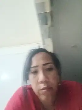 Snapshot of OliviaWilliamm chatting on June 26, 2026, 1:54 am OliviaWilliamm online show from June 26, 2026, 1:54 am