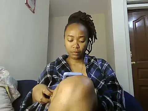 Snapshot of atara_seren chatting on June 9, 2026, 2:23 am atara seren online show from June 9, 2026, 2:23 am