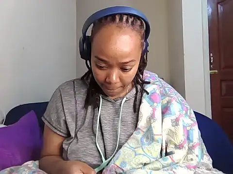 Snapshot of atara_seren chatting on June 16, 2026, 7:38 pm atara seren online show from June 16, 2026, 7:38 pm