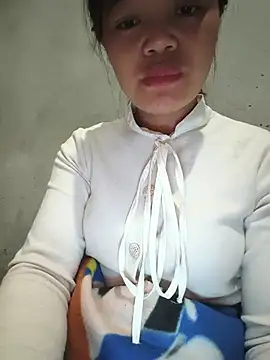 Snapshot of Emma-sin chatting on June 10, 2026, 3:07 am Emma-sin online show from June 10, 2026, 3:07 am