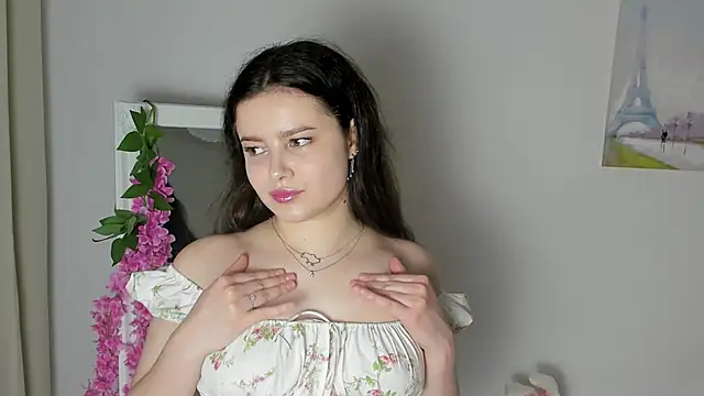 Snapshot of rizz_caprice_ chatting on May 19, 2026, 6:47 pm rizz caprice online show from May 19, 2026, 6:47 pm
