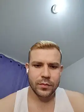 Snapshot of princerigo chatting on June 11, 2026, 2:11 am princerigo online show from June 11, 2026, 2:11 am