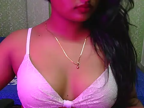Snapshot of Itz-jasleen chatting on June 25, 2026, 5:12 am Itz-jasleen online show from June 25, 2026, 5:12 am