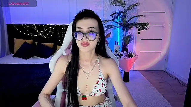 Snapshot of Ariella_Me chatting on June 28, 2026, 6:47 pm Ariella Me online show from June 28, 2026, 6:47 pm
