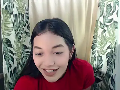 Snapshot of itsme_gwen chatting on June 21, 2026, 4:48 am itsme gwen online show from June 21, 2026, 4:48 am