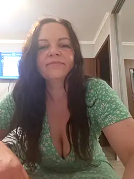 Snapshot of Meri_a chatting on June 9, 2026, 7:14 pm Meri a online show from June 9, 2026, 7:14 pm