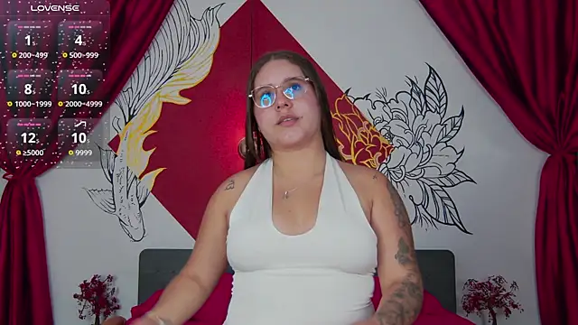 Lia Avalon online show from July 1, 2026, 11:45 am