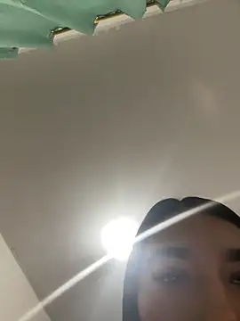 Snapshot of candy_bonny1924 chatting on May 19, 2026, 3:51 pm candy bonny1924 online show from May 19, 2026, 3:51 pm