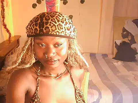 Snapshot of Miragea chatting on June 22, 2026, 12:56 am Miragea online show from June 22, 2026, 12:56 am
