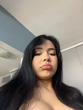 FERNANDAXX  online show from May 21, 2026, 11:12 pm