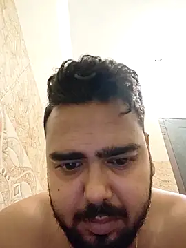 Sexyboyforyou33 online show from May 21, 2026, 9:38 am