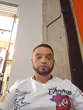 Ragnararkmen online show from June 10, 2026, 1:39 am