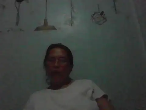 momshe2026 online show from June 21, 2026, 1:13 pm