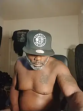 Snapshot of Tremainebigg chatting on July 15, 2026, 9:25 am Tremainebigg online show from July 15, 2026, 9:25 am