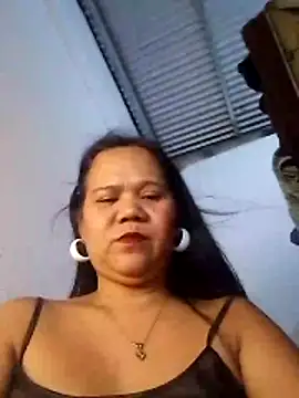 Snapshot of missLiLy07 chatting on June 10, 2026, 4:50 pm missLiLy07 online show from June 10, 2026, 4:50 pm