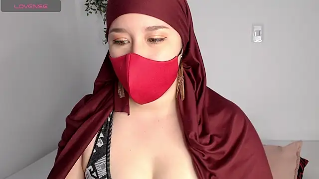 Snapshot of Hahnah_blueX chatting on May 21, 2026, 4:25 pm Hahnah blueX online show from May 21, 2026, 4:25 pm