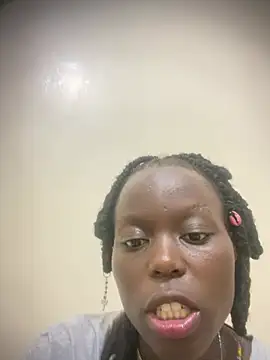 Snapshot of ebonycurvedass chatting on June 15, 2026, 11:34 am ebonycurvedass online show from June 15, 2026, 11:34 am