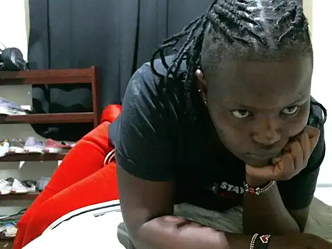 Snapshot of dark-ebonie chatting on May 29, 2026, 10:24 am dark-ebonie online show from May 29, 2026, 10:24 am