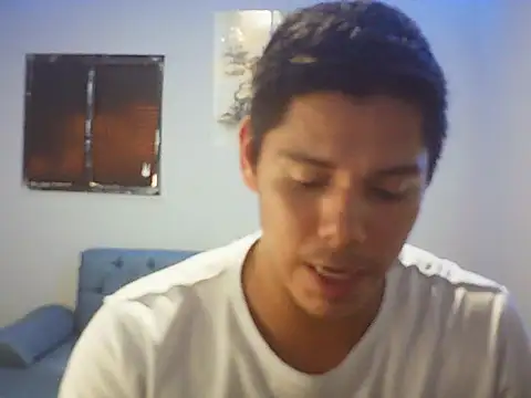 klars mood1 online show from May 26, 2026, 6:37 pm