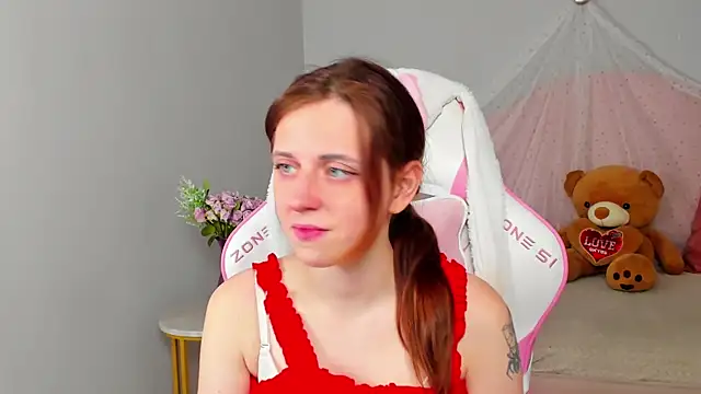 Snapshot of FreyaVeys chatting on July 10, 2026, 5:12 am FreyaVeys online show from July 10, 2026, 5:12 am