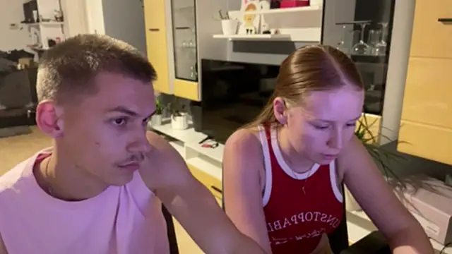 Snapshot of LeoAndLili chatting on June 24, 2026, 7:57 pm LeoAndLili online show from June 24, 2026, 7:57 pm