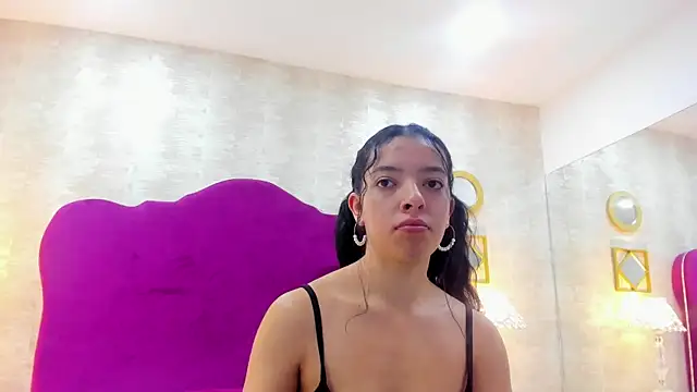AlexaGill online show from July 4, 2026, 11:49 am