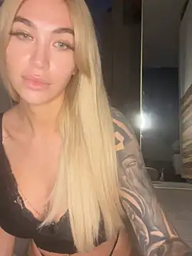 Snapshot of Inked_Angel1 chatting on June 4, 2026, 7:31 pm Inked Angel1 online show from June 4, 2026, 7:31 pm