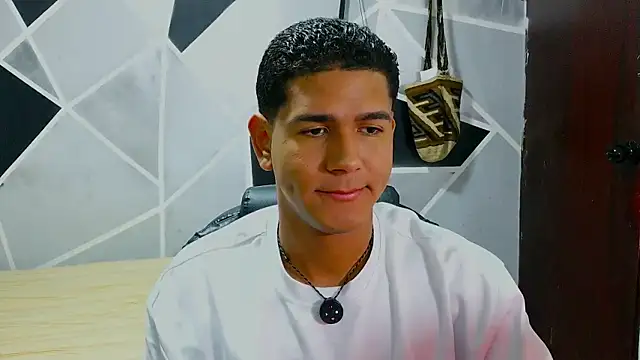 Snapshot of _juanacock_ chatting on June 13, 2026, 12:03 pm juanacock online show from June 13, 2026, 12:03 pm