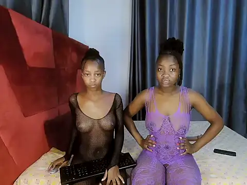 Snapshot of _baddiedoll_ chatting on July 4, 2026, 3:07 pm baddiedoll online show from July 4, 2026, 3:07 pm