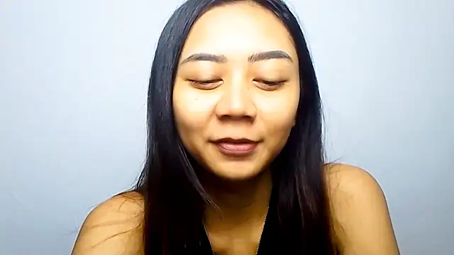 KristieOrtmann online show from June 24, 2026, 6:23 am