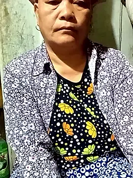 Snapshot of Bong_sexy chatting on June 11, 2026, 9:57 pm Bong sexy online show from June 11, 2026, 9:57 pm