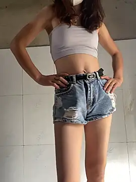 Miuuu22 online show from June 26, 2026, 6:07 am