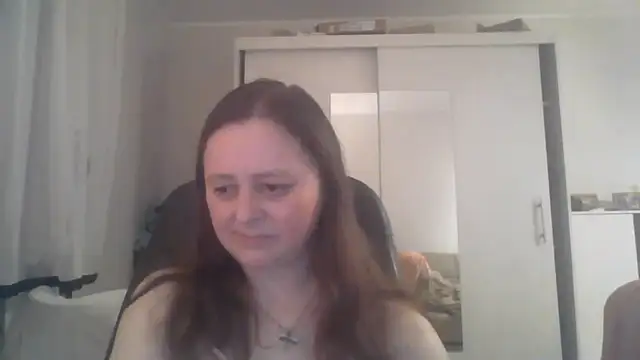 Snapshot of TaylorLovely chatting on June 20, 2026, 8:11 pm TaylorLovely online show from June 20, 2026, 8:11 pm
