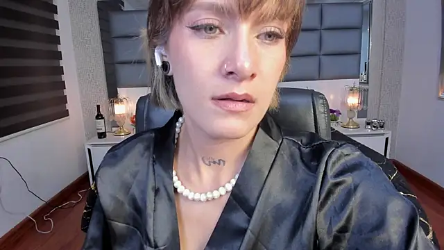 Mrs Regina clk online show from July 7, 2026, 7:23 am