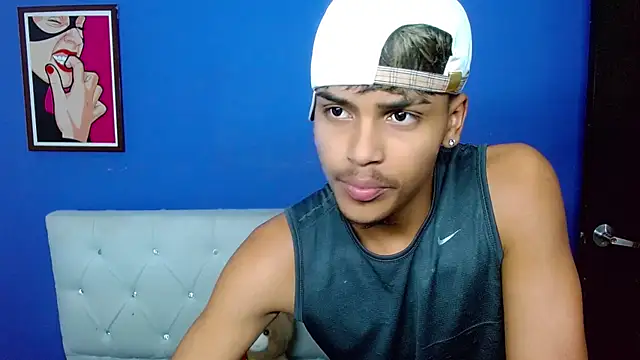 Snapshot of Angel_foxc13 chatting on June 9, 2026, 3:51 am Angel foxc13 online show from June 9, 2026, 3:51 am