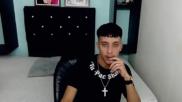 Snapshot of jl_brayan12 chatting on July 3, 2026, 3:13 am jl brayan12 online show from July 3, 2026, 3:13 am