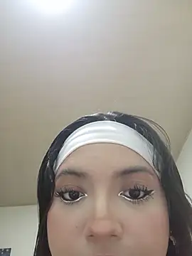 Meilin cute online show from June 26, 2026, 12:37 am