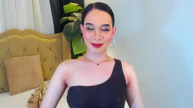 Snapshot of LexiLoreOnTop chatting on June 14, 2026, 2:30 pm LexiLoreOnTop online show from June 14, 2026, 2:30 pm