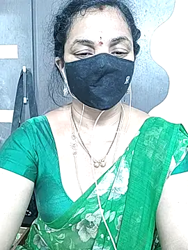 Snapshot of Leela_555 chatting on June 21, 2026, 3:14 pm Leela 555 online show from June 21, 2026, 3:14 pm