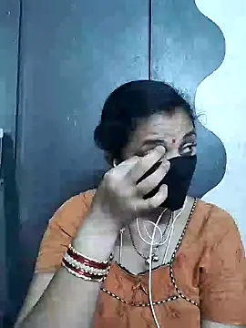 Snapshot of Leela_555 chatting on June 23, 2026, 11:03 pm Leela 555 online show from June 23, 2026, 11:03 pm