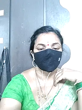 Snapshot of Leela_555 chatting on June 30, 2026, 3:35 pm Leela 555 online show from June 30, 2026, 3:35 pm