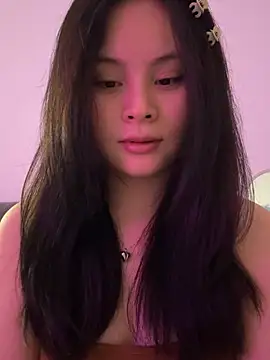 Snapshot of enen-123 chatting on June 22, 2026, 3:25 am enen-123 online show from June 22, 2026, 3:25 am