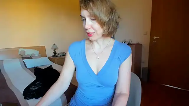 Snapshot of SummerLiza chatting on June 16, 2026, 2:52 pm SummerLiza online show from June 16, 2026, 2:52 pm