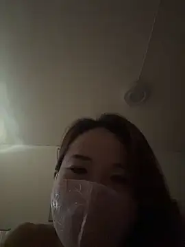 Snapshot of kiss_loo chatting on June 2, 2026, 11:51 pm kiss loo online show from June 2, 2026, 11:51 pm