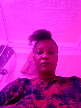Snapshot of QueenLave chatting on May 28, 2026, 10:01 am QueenLave online show from May 28, 2026, 10:01 am