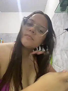 Snapshot of Laryssinha_69 chatting on June 12, 2026, 4:28 pm Laryssinha 69 online show from June 12, 2026, 4:28 pm