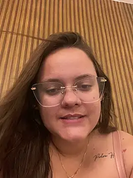 Snapshot of Laryssinha_69 chatting on July 1, 2026, 1:51 am Laryssinha 69 online show from July 1, 2026, 1:51 am