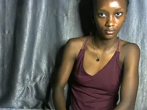 Snapshot of wild_flower001 chatting on May 25, 2026, 12:16 am wild flower001 online show from May 25, 2026, 12:16 am