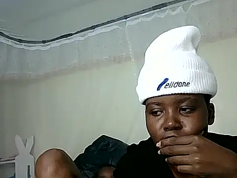 Snapshot of blancoreyo chatting on May 22, 2026, 7:52 pm blancoreyo online show from May 22, 2026, 7:52 pm